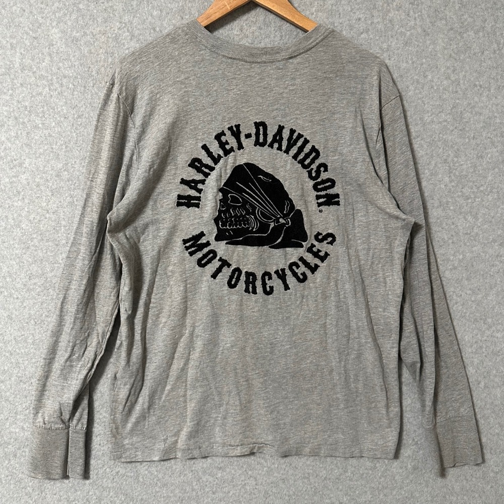 VTG Y2K Harley-Davidson LS Shirt Mens Large Gray Embroidered Fuzzy Skull Graphic